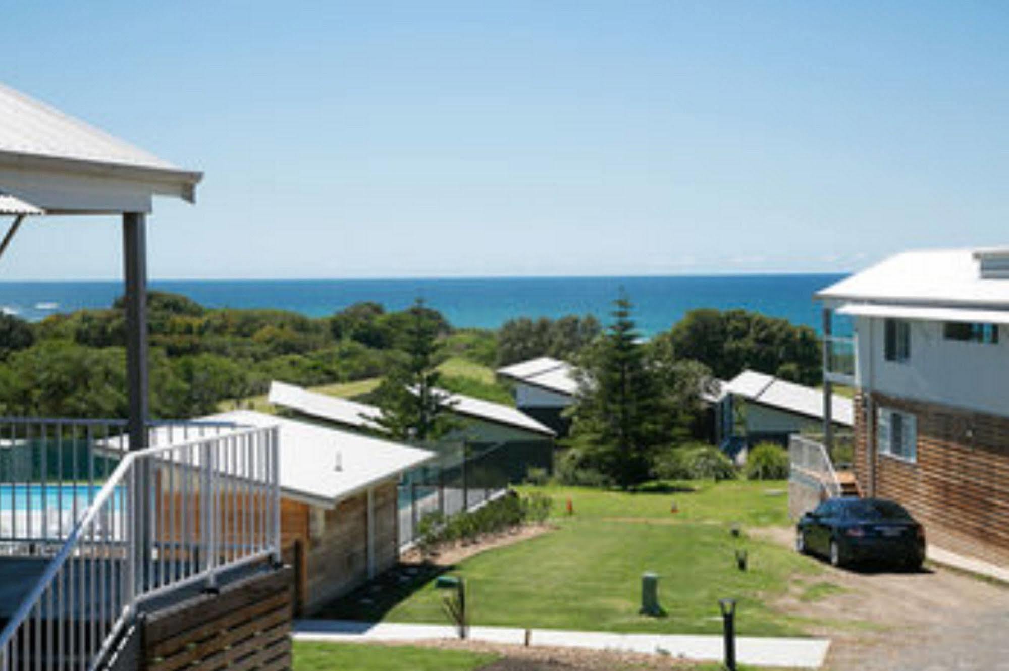 Caves Coastal Bar & Bungalows Caves Beach Eksteriør bilde